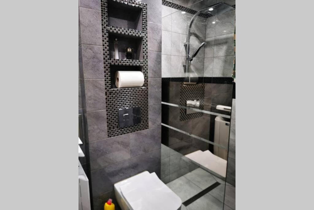 Apartament Dwuosobowy クフィジン エクステリア 写真